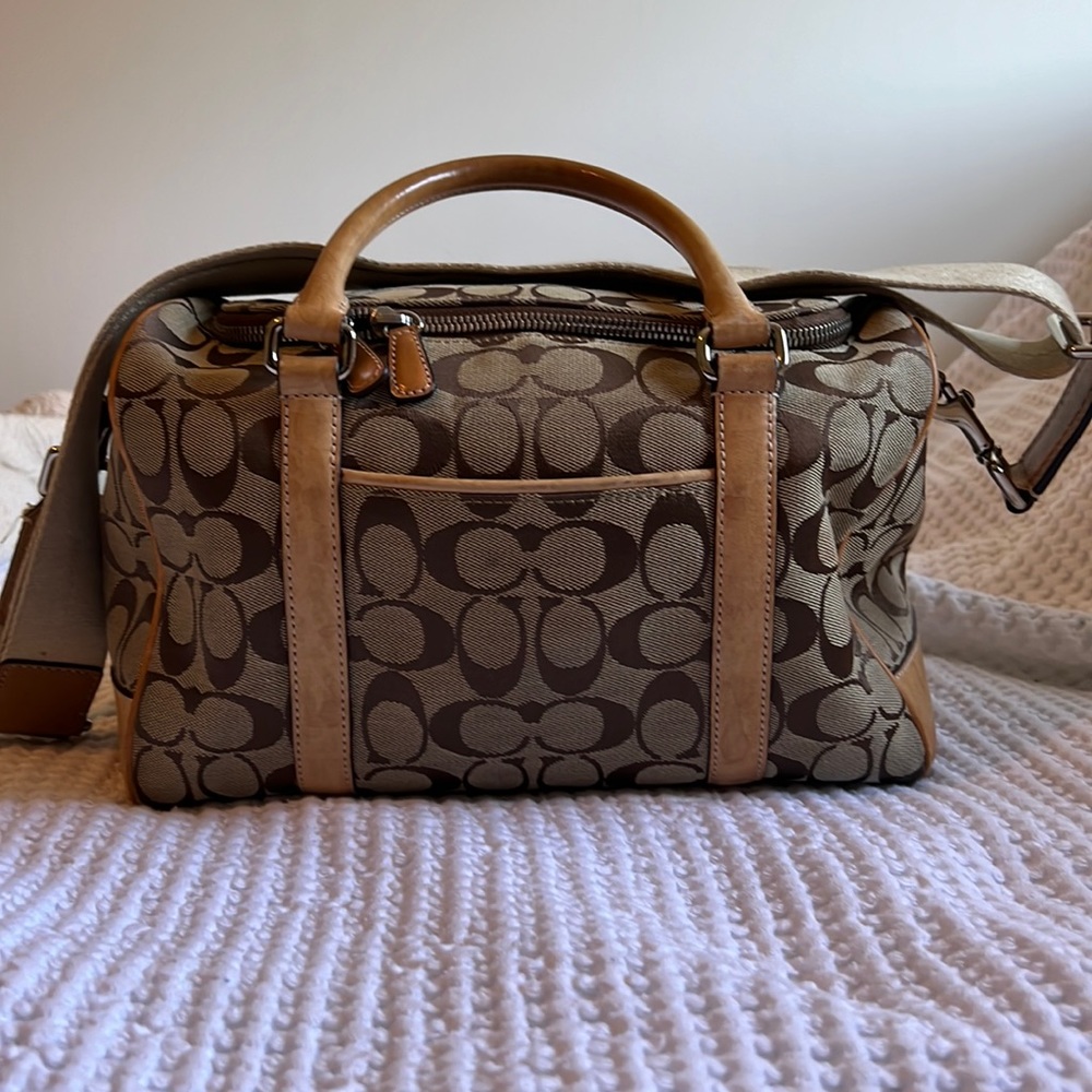 Coach Train Case